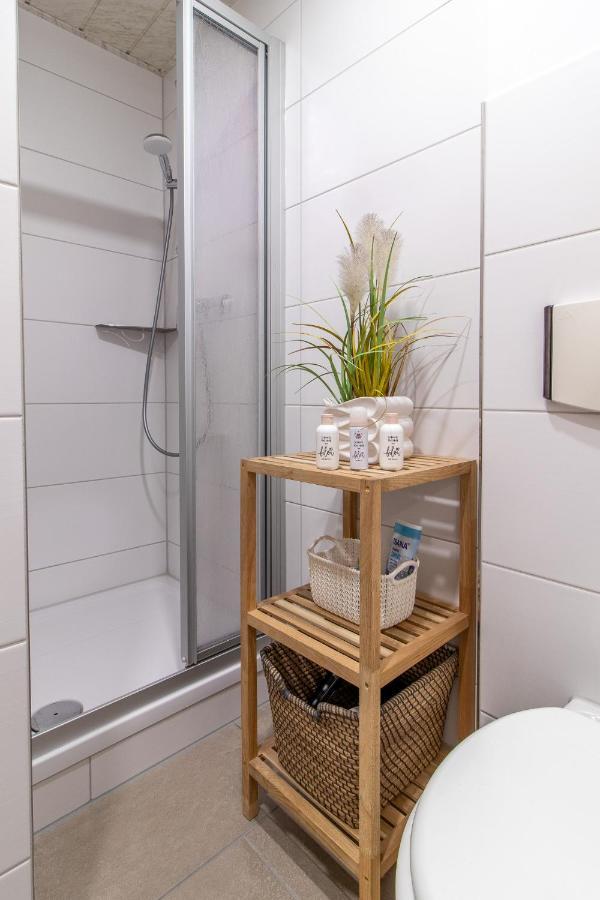Modernes Apartment Im Gruenen I Balkon I Wlan I Stellplatz Schwarzenberg  Extérieur photo
