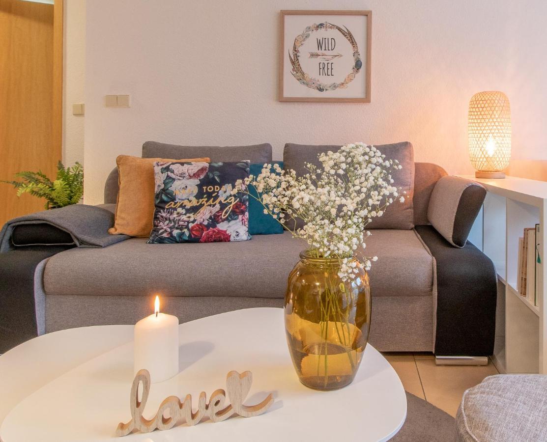 Modernes Apartment Im Gruenen I Balkon I Wlan I Stellplatz Schwarzenberg  Extérieur photo